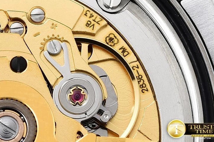 0103 RDD0206B – DayDate Bright 672